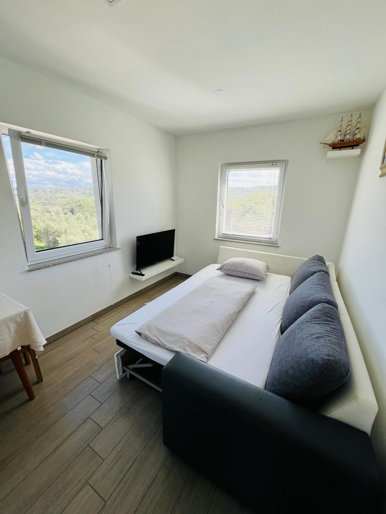 Apartments Jagodje إيزولا المظهر الخارجي الصورة