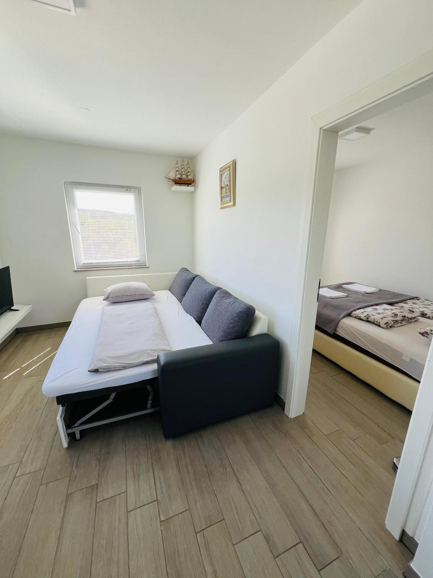 Apartments Jagodje إيزولا المظهر الخارجي الصورة