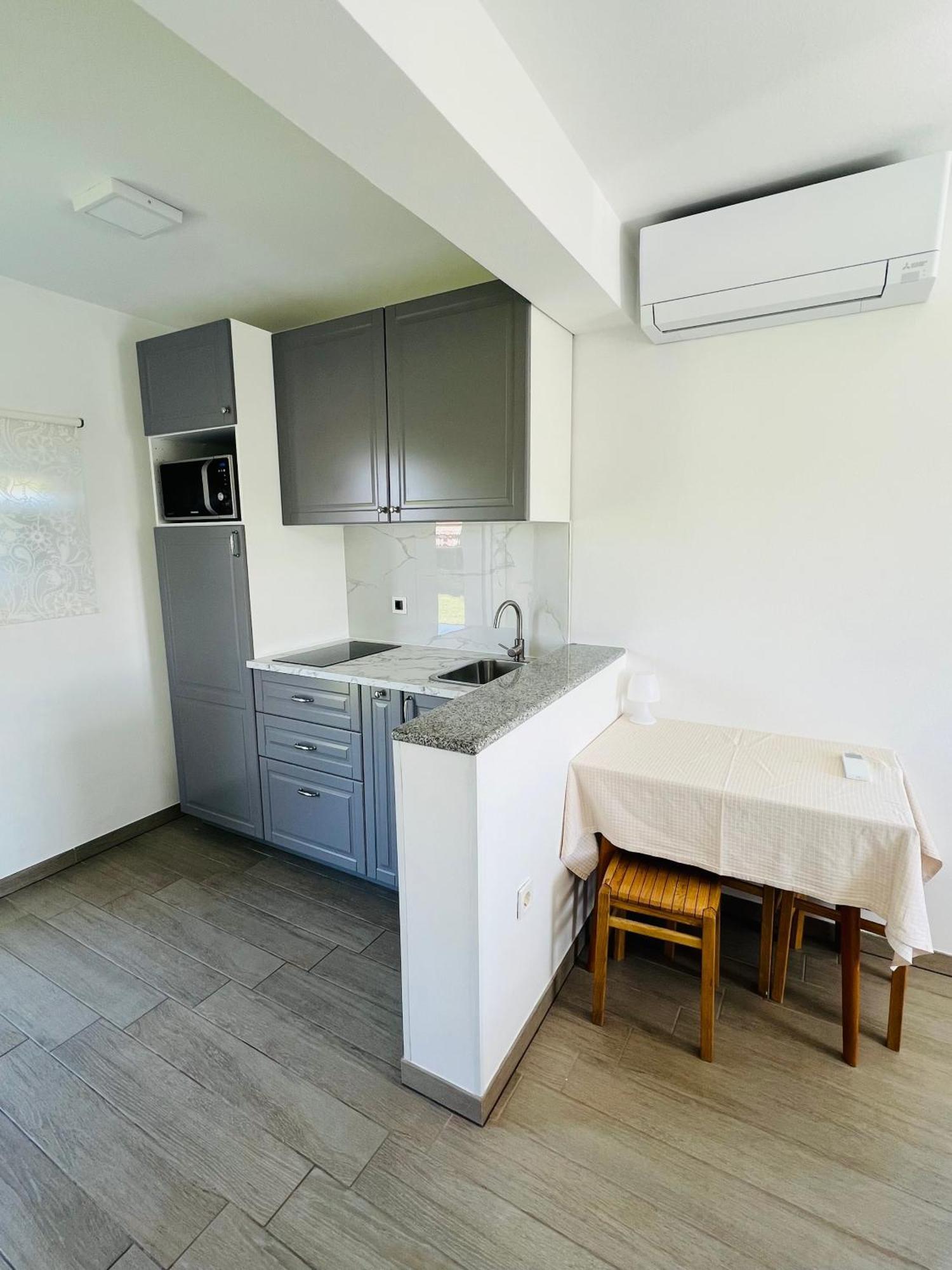 Apartments Jagodje إيزولا المظهر الخارجي الصورة